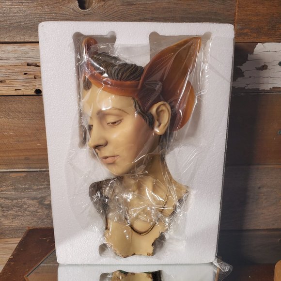 Flambro  USA 4 Seasons Fall Elf Bust Sculpture by Michael Talbot - Picture 3 of 8